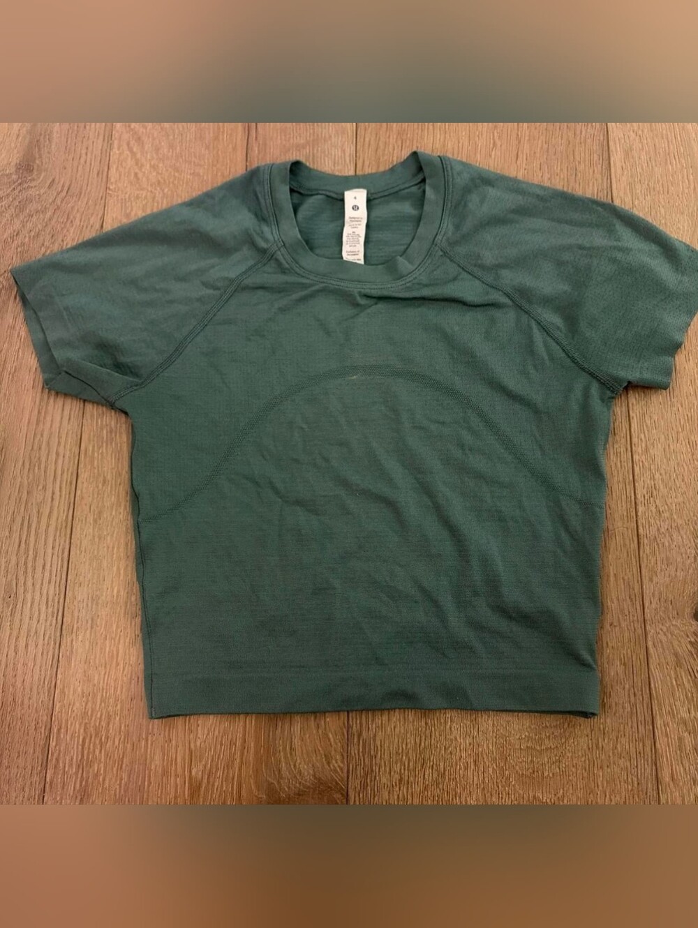 Lululemon Green Swiftly Tech Crop Size 4
